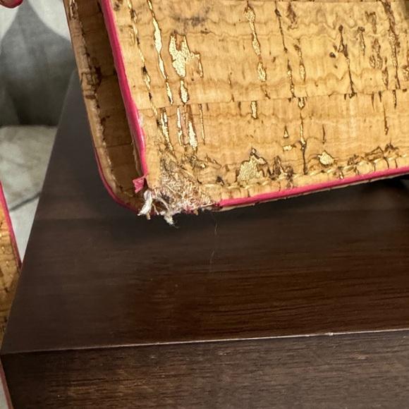 Lilly Pulitzer Cork Crossbody - Picture 3 of 10